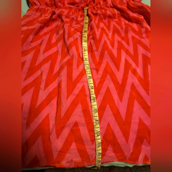 #46 Ruffled strapless dress - Picture 11 of 11